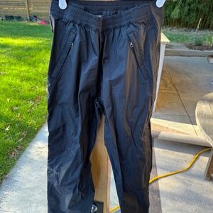 Marmot women’s Precip rain pants  - small